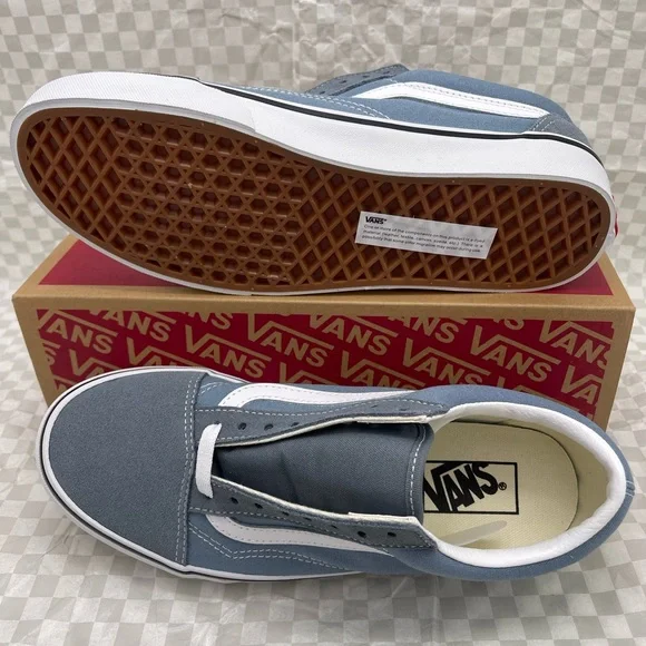 Vans Men’s Old Skool Color Theory Stormy Weather
VN000D9YRV2 Sneakers - Picture 13 of 16